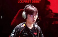 【沙巴娱乐】T1今日首发AD Smash，2021年加入T1三队，去年曾与Rekkles搭档